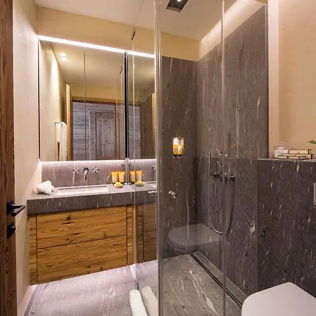 Alpine Luxury With Ski-in Access - Stunning Mountain Views * Sankt Anton am Arlberg